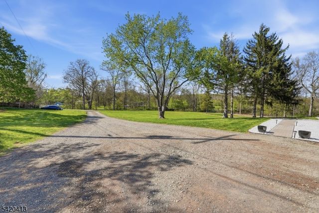 13 Central Ave, Readington Twp., NJ 08889
