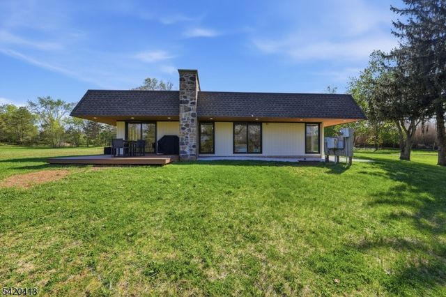 13 Central Ave, Readington Twp., NJ 08889