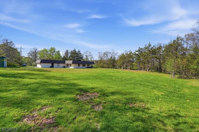 13 Central Ave, Readington Twp., NJ 08889