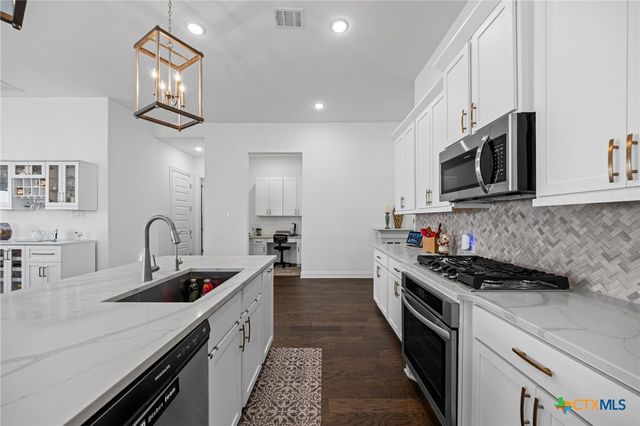 3009 Sage Ranch Drive, Leander, TX 78641