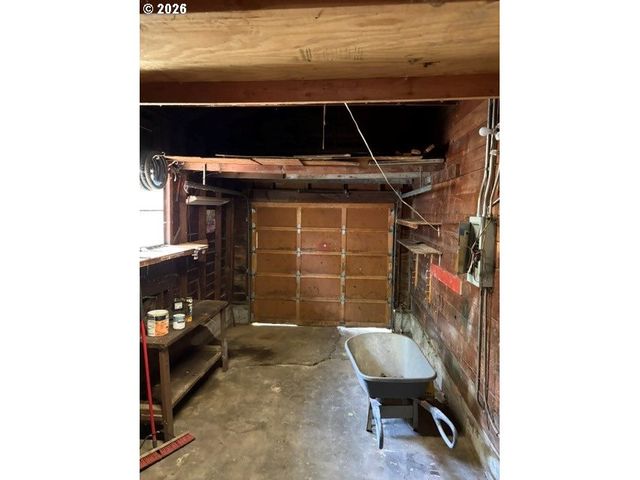 9722 N VAN HOUTEN Ave, Portland, OR 97203