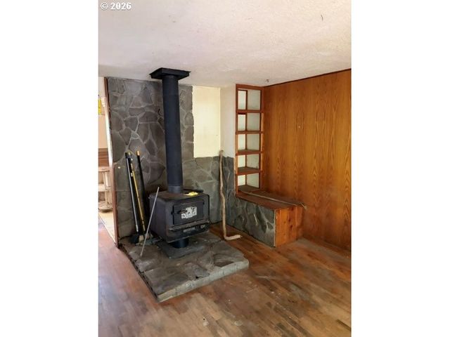 9722 N VAN HOUTEN Ave, Portland, OR 97203