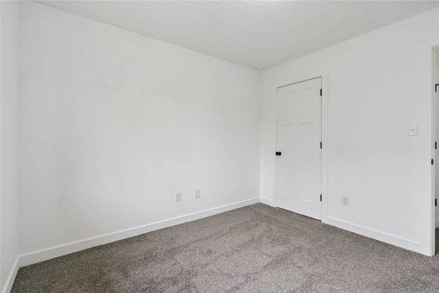 3809 11th Street, Des Moines, IA 50313