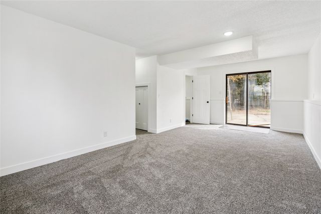 3809 11th Street, Des Moines, IA 50313