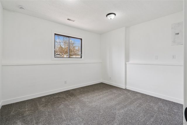 3809 11th Street, Des Moines, IA 50313