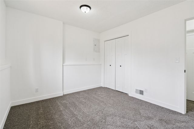 3809 11th Street, Des Moines, IA 50313