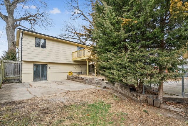 3809 11th Street, Des Moines, IA 50313