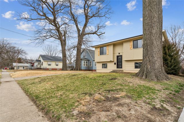 3809 11th Street, Des Moines, IA 50313