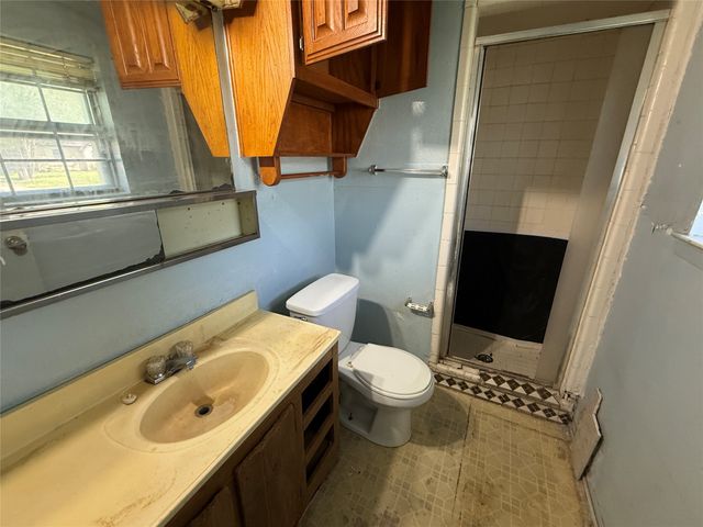 1546 Oakbrook Street, Lancaster, TX 75134