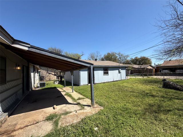 1546 Oakbrook Street, Lancaster, TX 75134