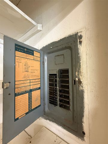 1546 Oakbrook Street, Lancaster, TX 75134