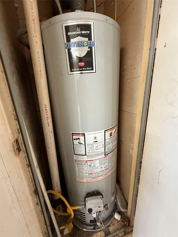 1546 Oakbrook Street, Lancaster, TX 75134