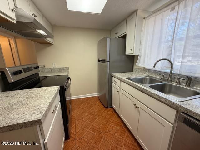 5627 PINEBAY Circle S, Jacksonville, FL 32244