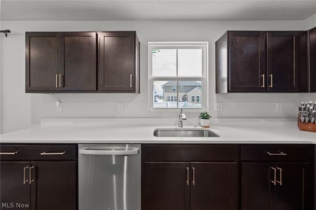 4636 Erhart Drive, Lorain, OH 44053