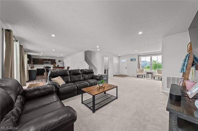 4636 Erhart Drive, Lorain, OH 44053