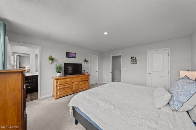 4636 Erhart Drive, Lorain, OH 44053