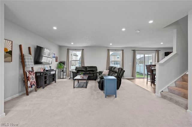 4636 Erhart Drive, Lorain, OH 44053