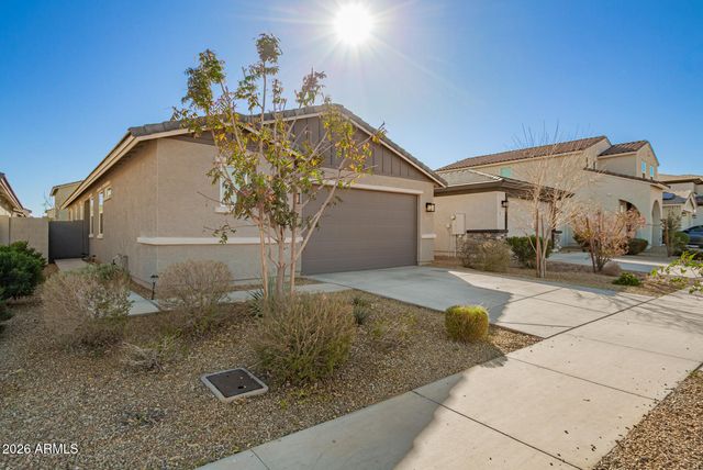 17449 W PATRICK Lane, Surprise, AZ 85387