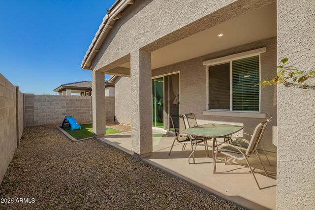 17449 W PATRICK Lane, Surprise, AZ 85387