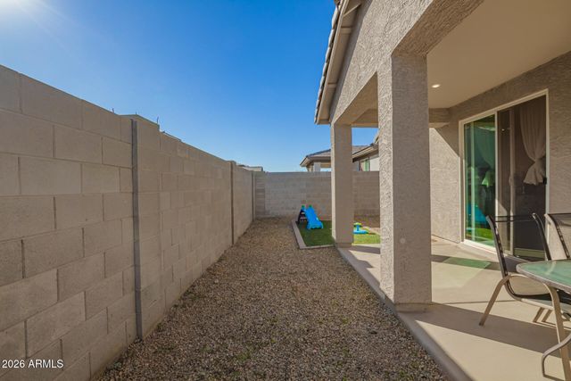 17449 W PATRICK Lane, Surprise, AZ 85387