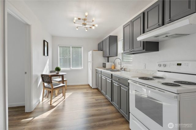 1536 -1538 S Walters Road, Tacoma, WA 98465