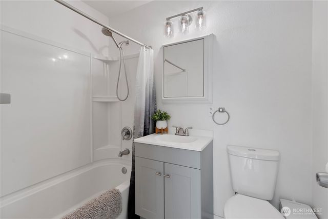 1536 -1538 S Walters Road, Tacoma, WA 98465