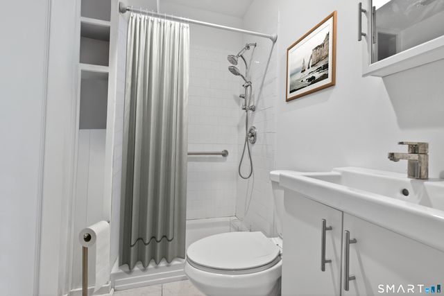 296 Orange Avenue, Milford, CT 06461