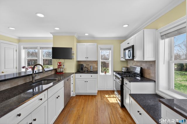 296 Orange Avenue, Milford, CT 06461