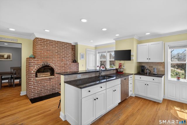 296 Orange Avenue, Milford, CT 06461