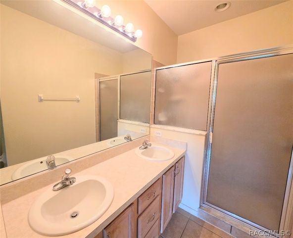 1600 W Spring Meadow Loop, Lecanto, FL 34461