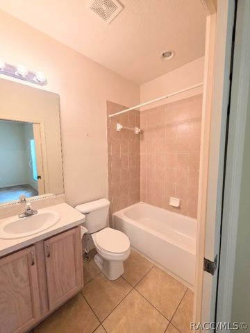 1600 W Spring Meadow Loop, Lecanto, FL 34461