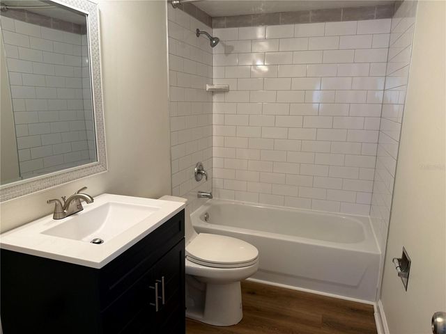 940 LAKE DESTINY ROAD H, Altamonte Springs, FL 32714