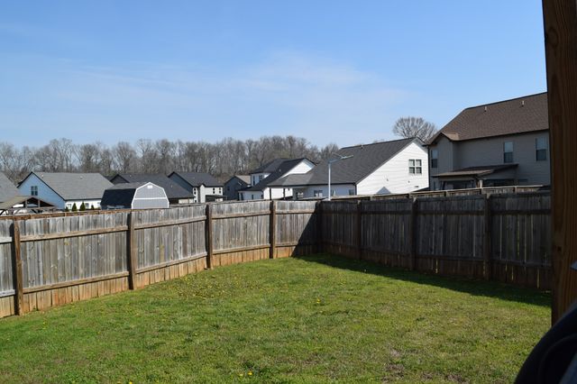 307 Lugano Ln, Clarksville, TN 37040