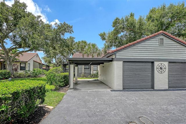 4372 TRAILS DRIVE 15-1, Sarasota, FL 34232