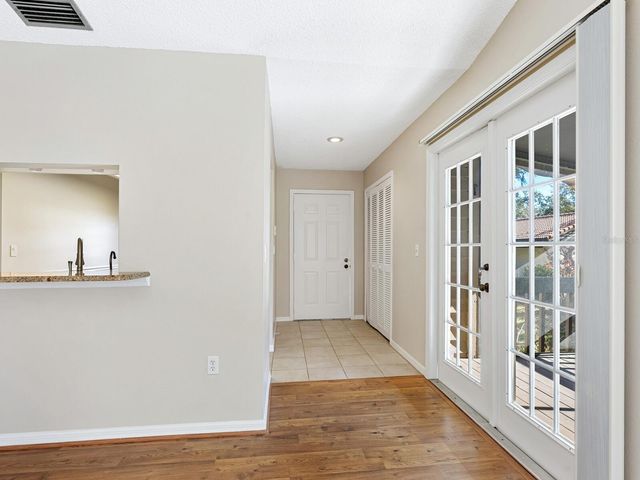 4372 TRAILS DRIVE 15-1, Sarasota, FL 34232