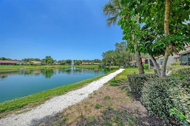 4372 TRAILS DRIVE 15-1, Sarasota, FL 34232