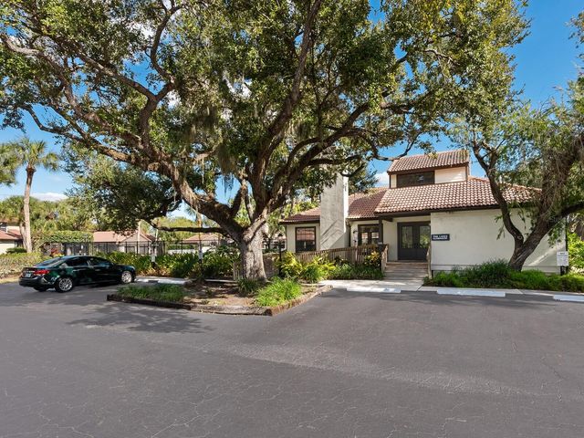 4372 TRAILS DRIVE 15-1, Sarasota, FL 34232