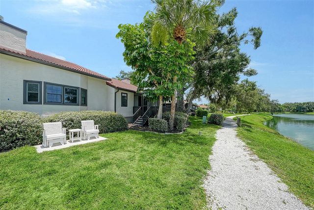 4372 TRAILS DRIVE 15-1, Sarasota, FL 34232