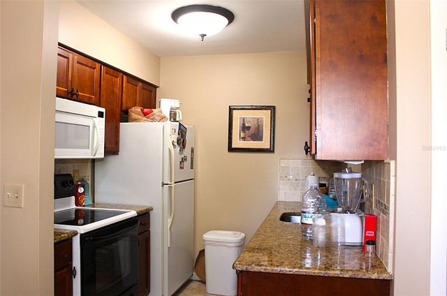 5083 EAGLESMERE DRIVE A12-2, Orlando, FL 32819