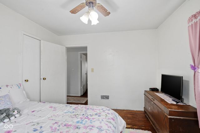 8621 S CR 800 W, Daleville, IN 47334