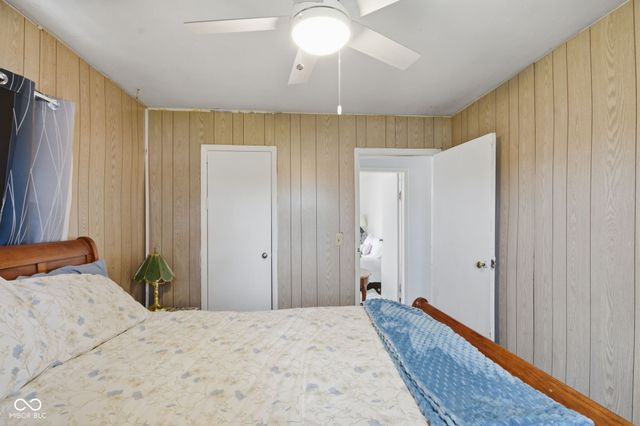 8621 S CR 800 W, Daleville, IN 47334