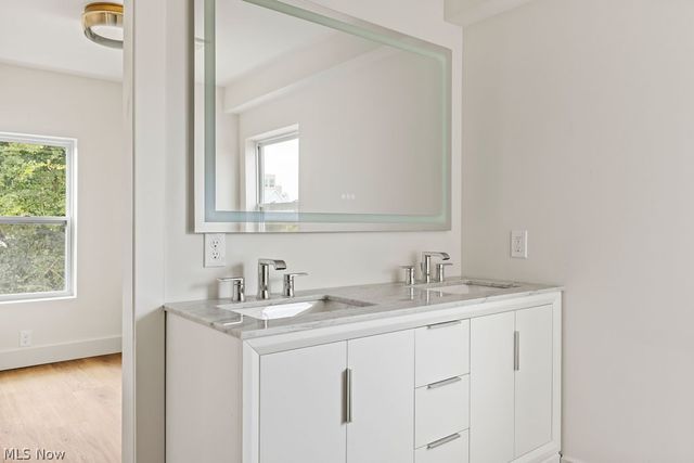 1382 W 59th Street, Cleveland, OH 44102