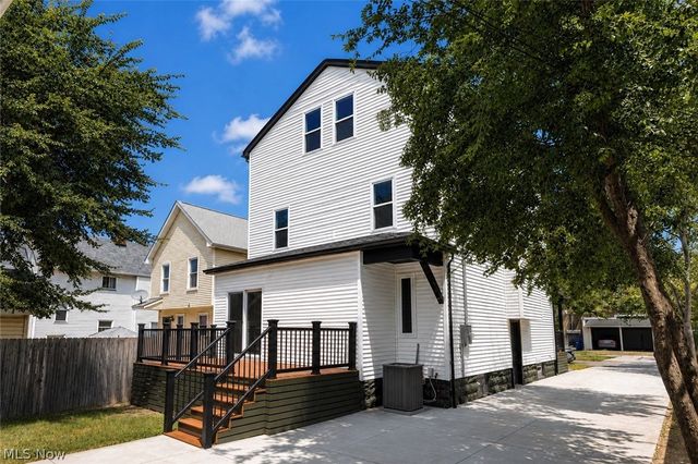 1382 W 59th Street, Cleveland, OH 44102