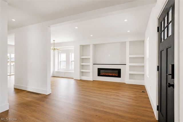 1382 W 59th Street, Cleveland, OH 44102
