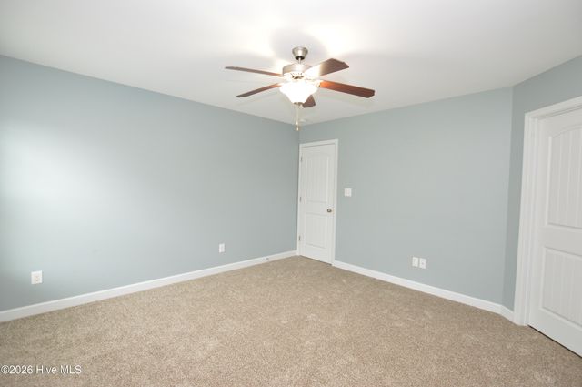 130 Dixon Road, Holly Ridge, NC 28445