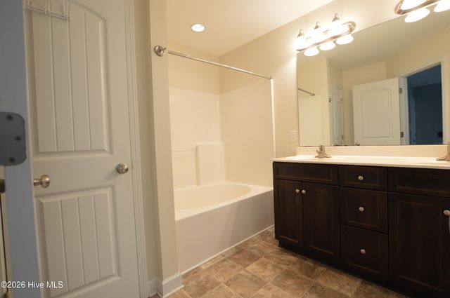 130 Dixon Road, Holly Ridge, NC 28445