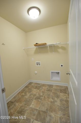 130 Dixon Road, Holly Ridge, NC 28445