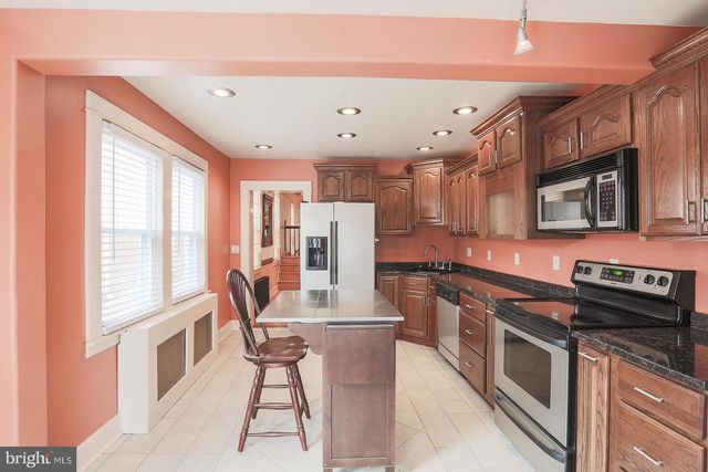 1524 S CHARLES ST, Baltimore, MD 21230