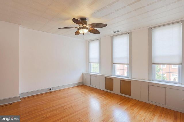 1524 S CHARLES ST, Baltimore, MD 21230