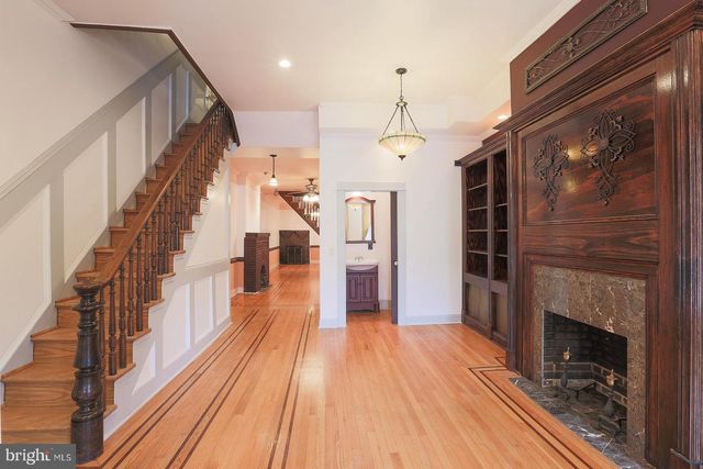 1524 S CHARLES ST, Baltimore, MD 21230